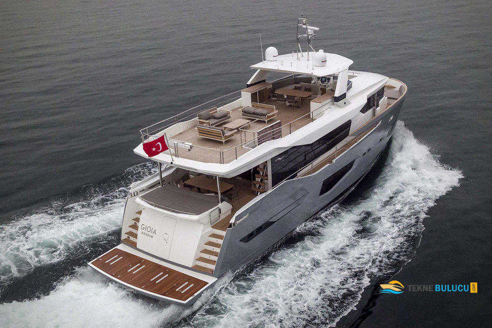 Numarine 26XP 2023 iç mekan 2