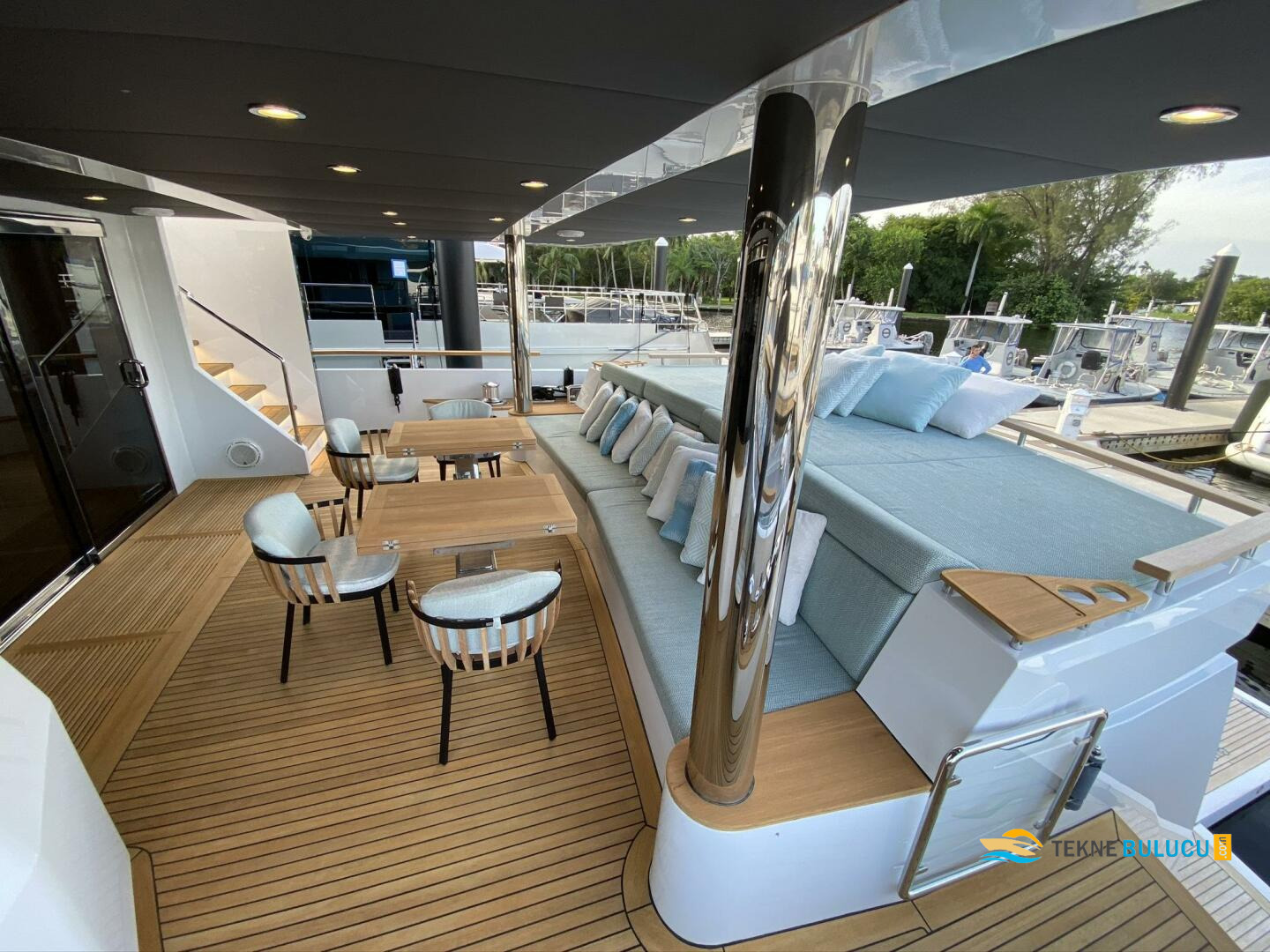 Numarine 32XP 2019 iç mekan 2