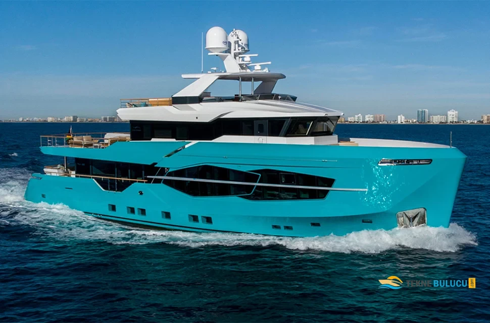 Numarine 32XP 2023 iç mekan 2