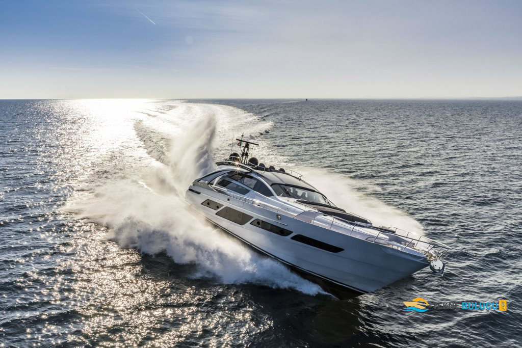 Pershing 9X 2023 iç mekan 2