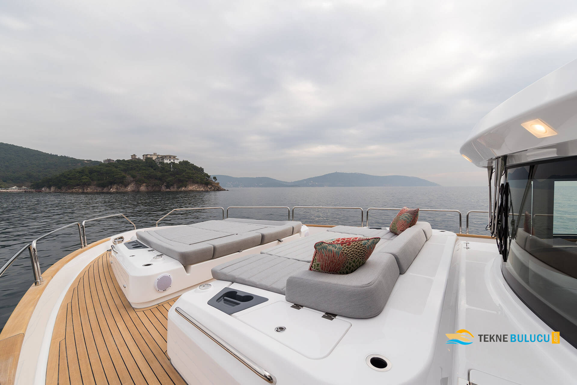 Sirena 64 2022 iç mekan 2