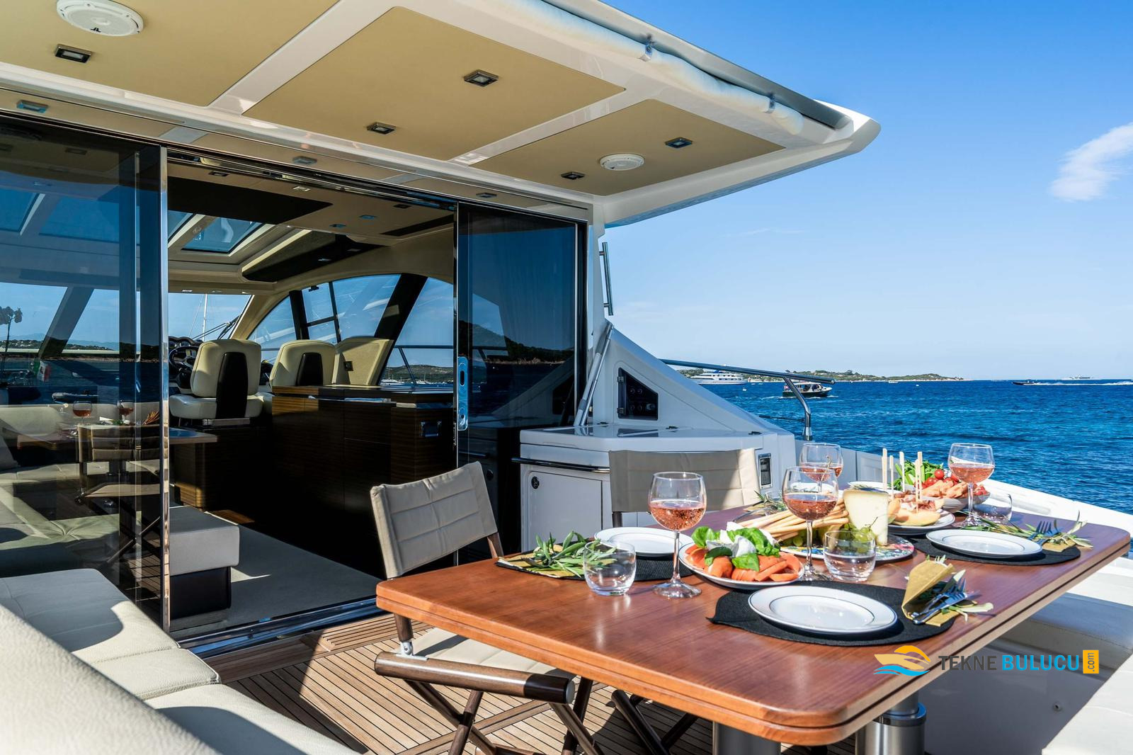 Azimut 55S 2016 iç mekan 3