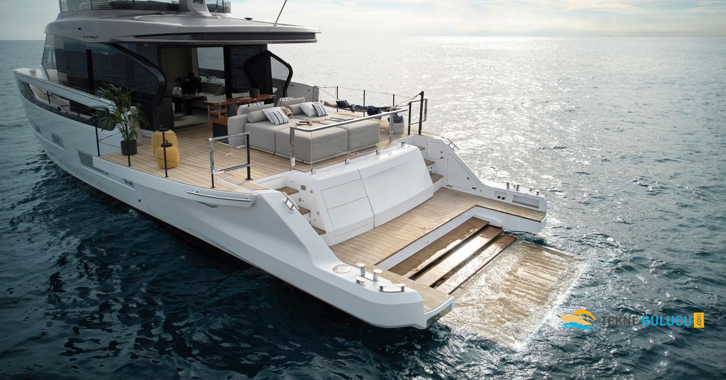 Azimut Seadeck 7 2024 iç mekan 3