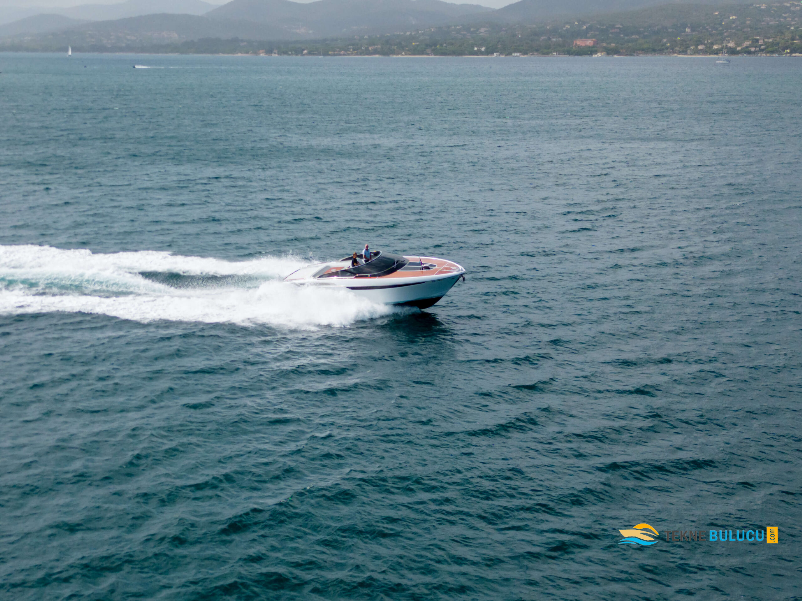 Riva Rivamare 38 2018 iç mekan 3