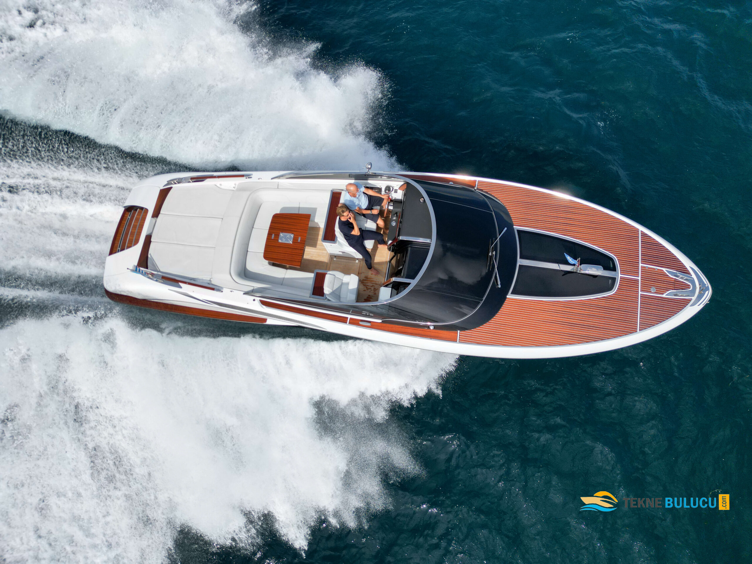 Riva Rivamare 38 2021 iç mekan 3