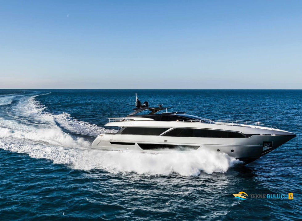 Riva 100 Corsaro 2021 iç mekan 3