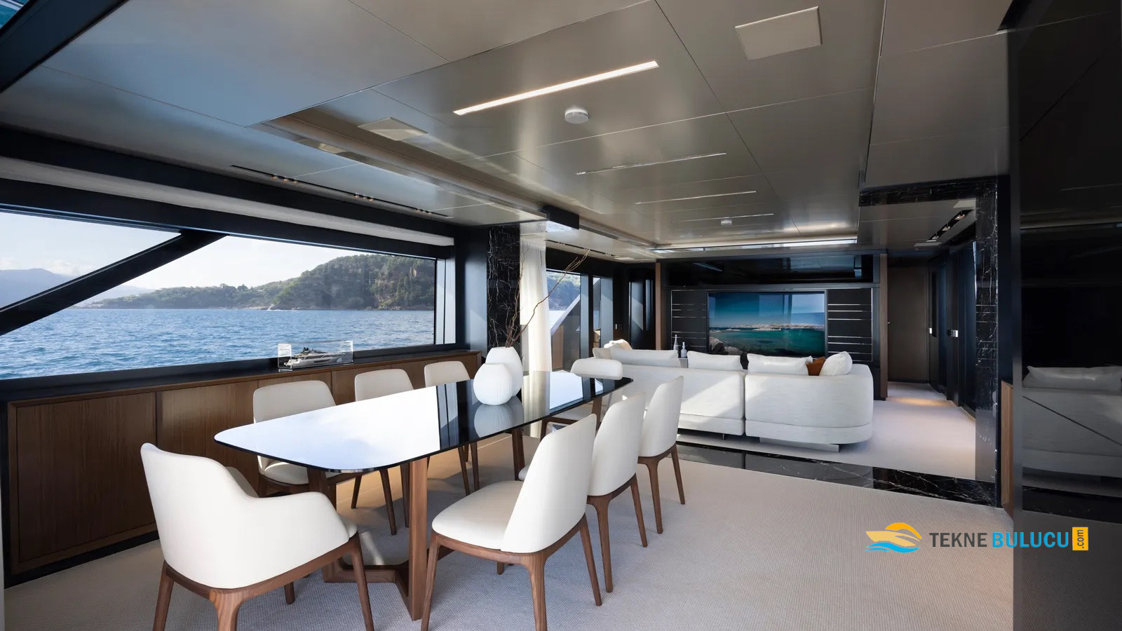 Riva 102 Corsaro Super 2026 iç mekan 3