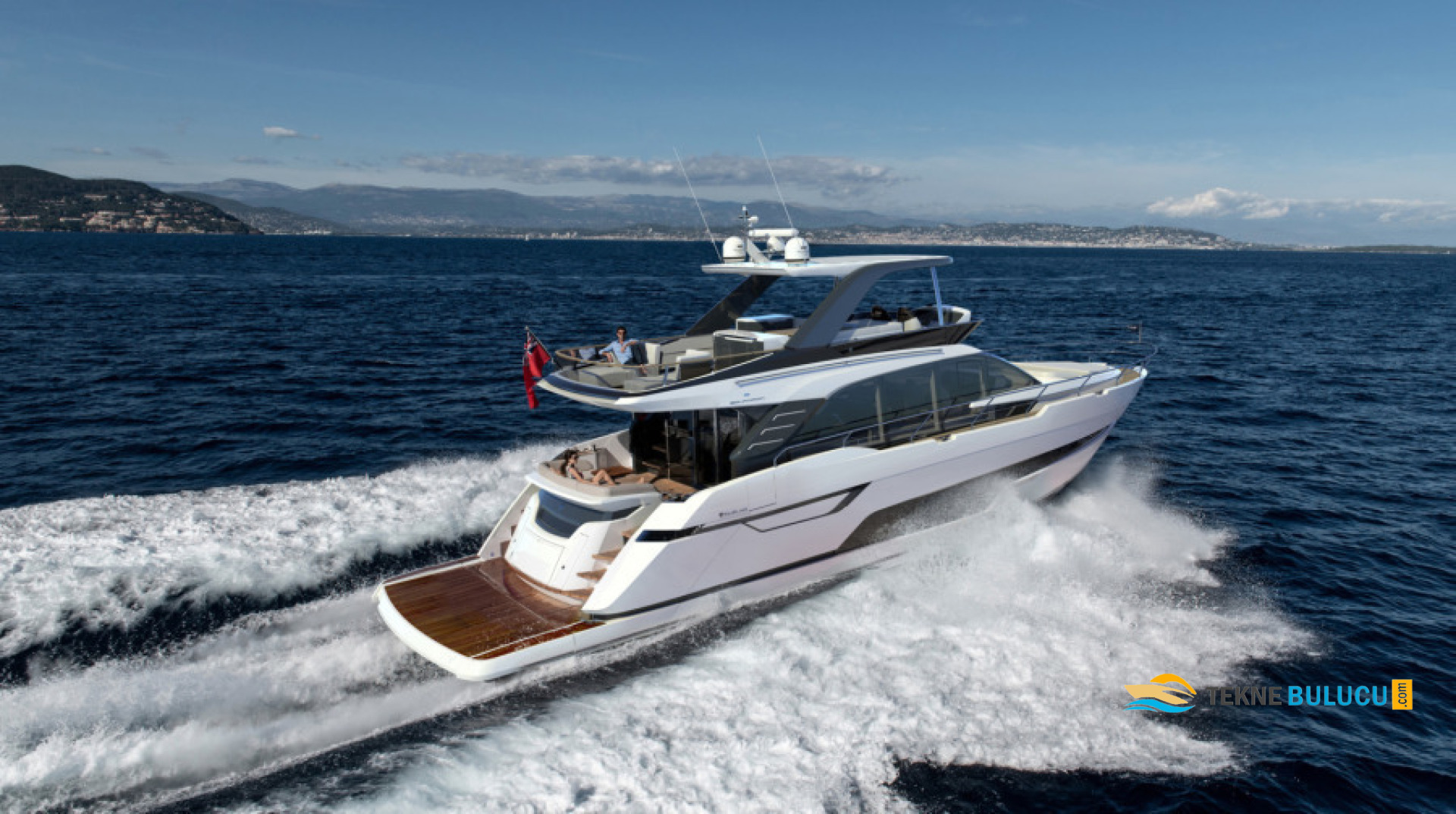 Fairline Squadron 68 2024 iç mekan 3