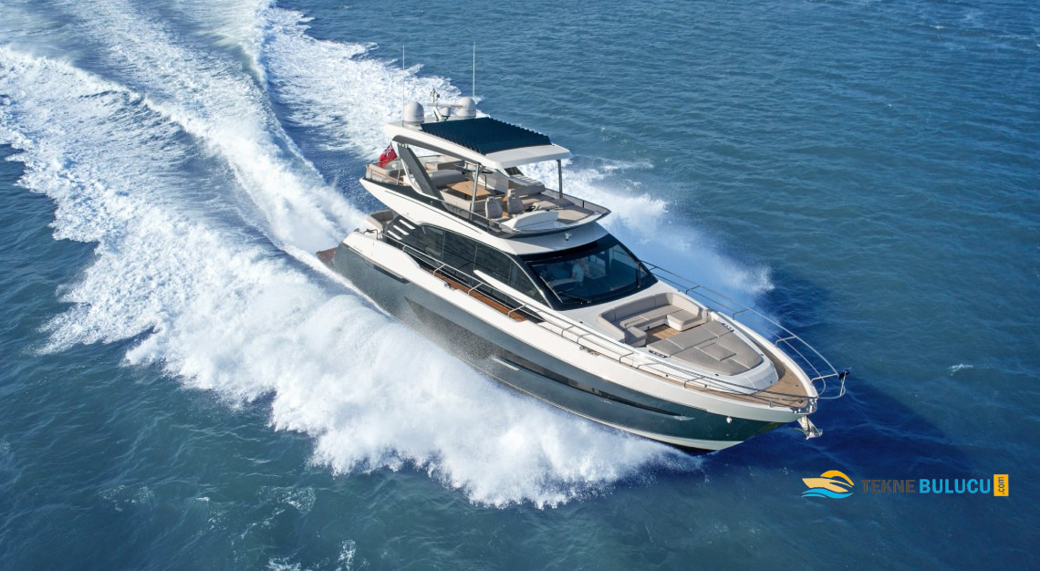 Fairline Squadron 68 2025 iç mekan 3