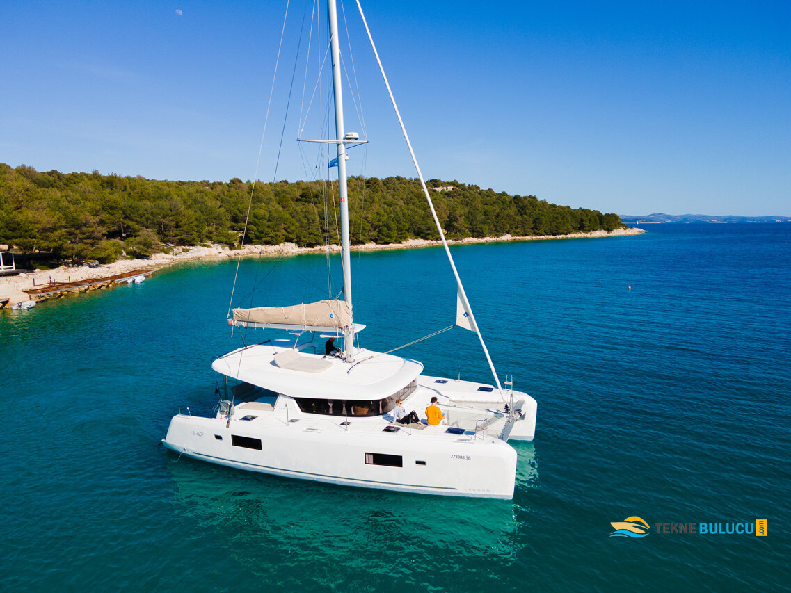 Lagoon 42 2018 iç mekan 3