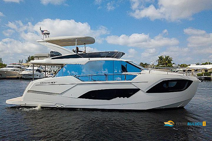 Absolute 47 Fly 2015 iç mekan 3