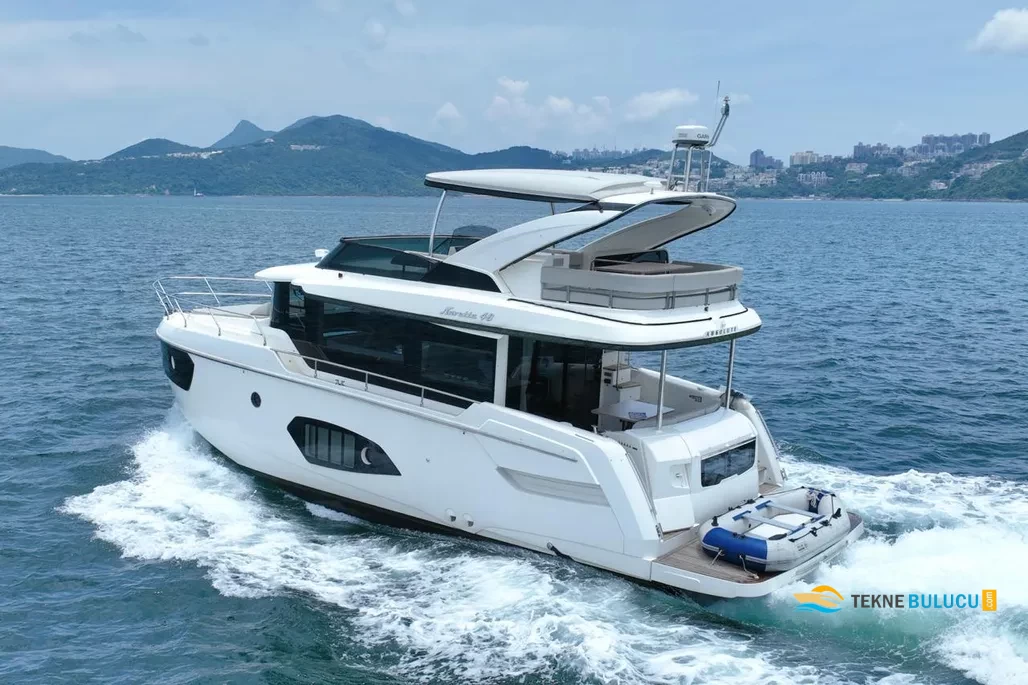 Absolute Navetta 48 2019 iç mekan 3