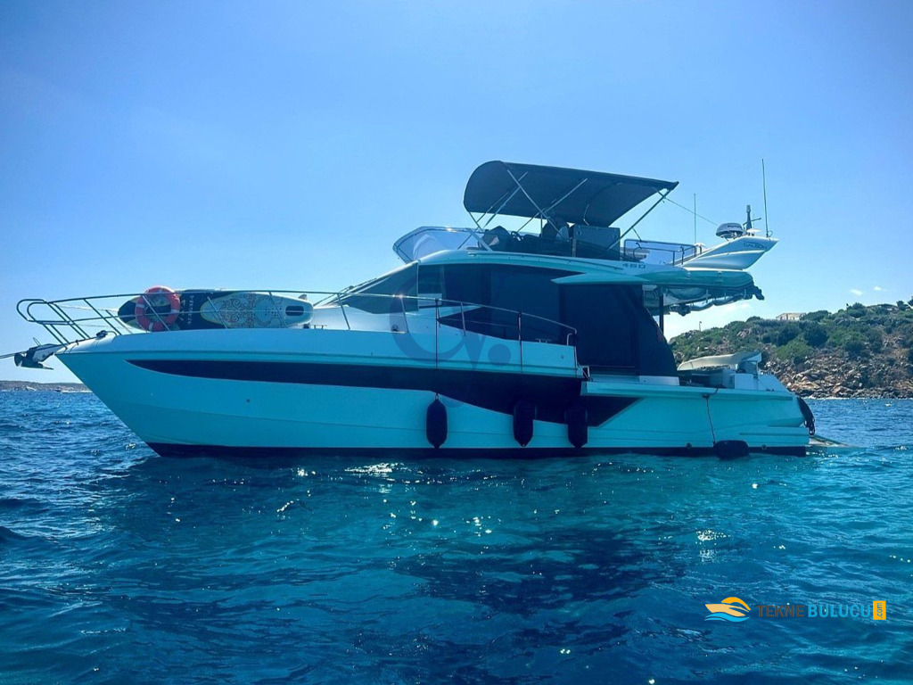 Galeon 460 Fly 2022 iç mekan 3