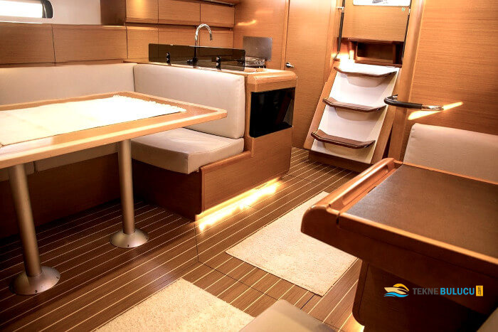Jeanneau Sun Odyssey 439 2012 iç mekan 3