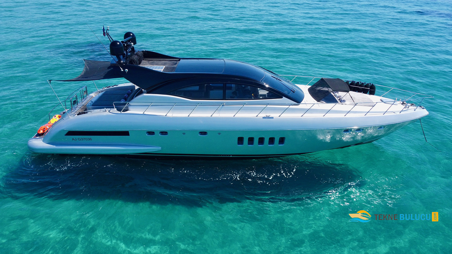 Mangusta 72 2008 iç mekan 3