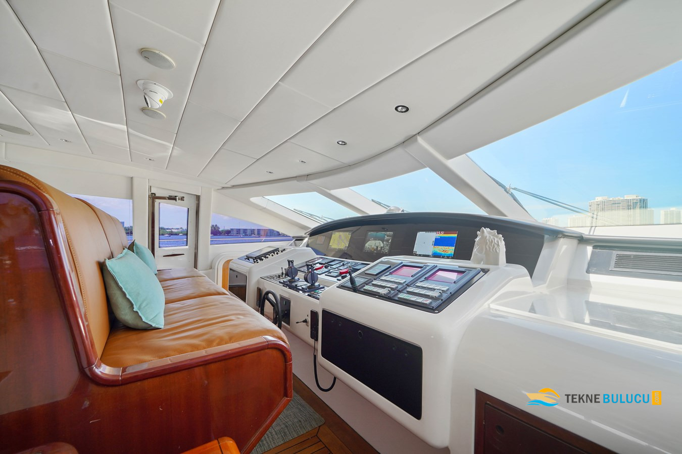 Mangusta 108 2006 iç mekan 3