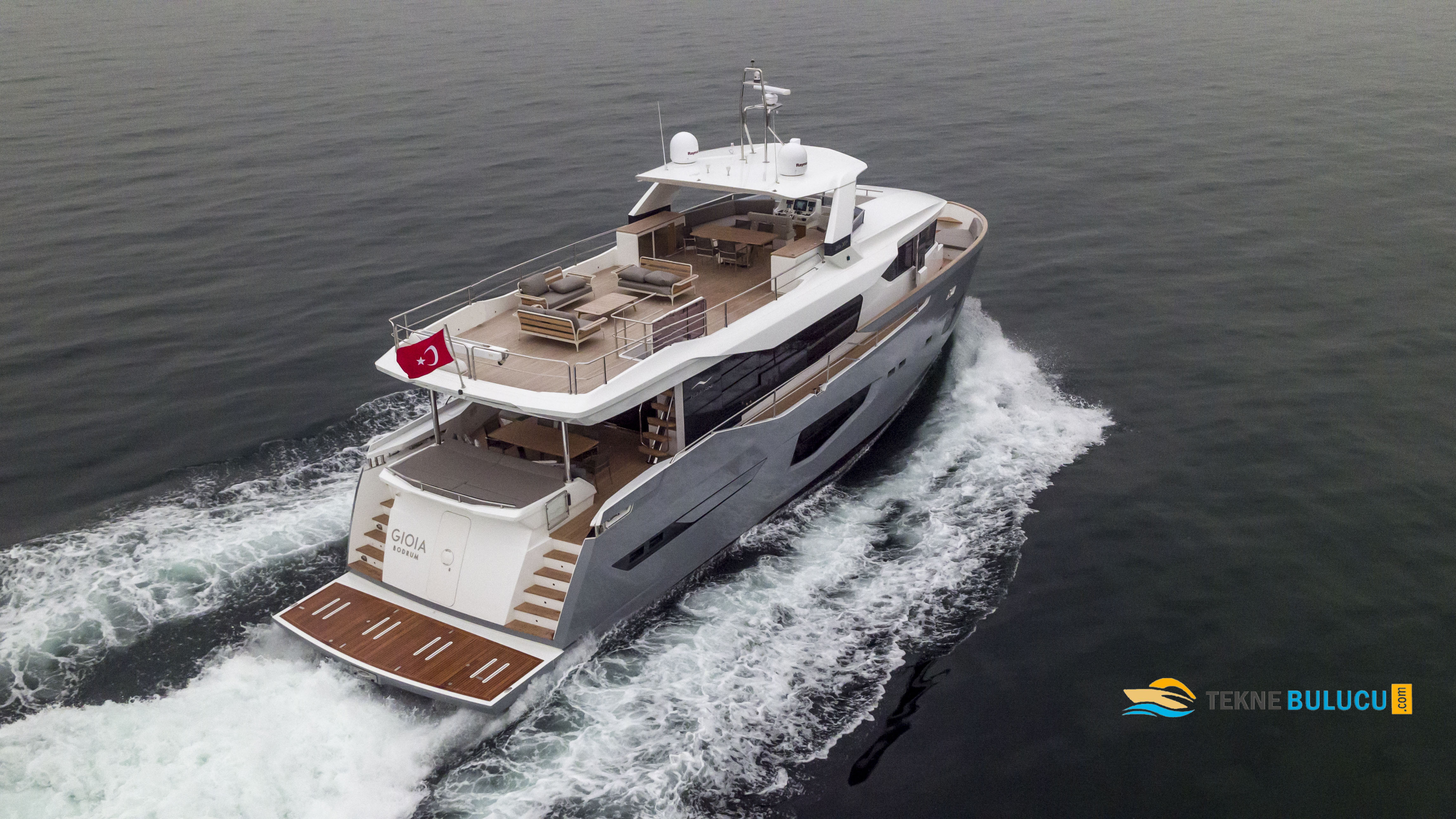Numarine 32XP 2019 iç mekan 3