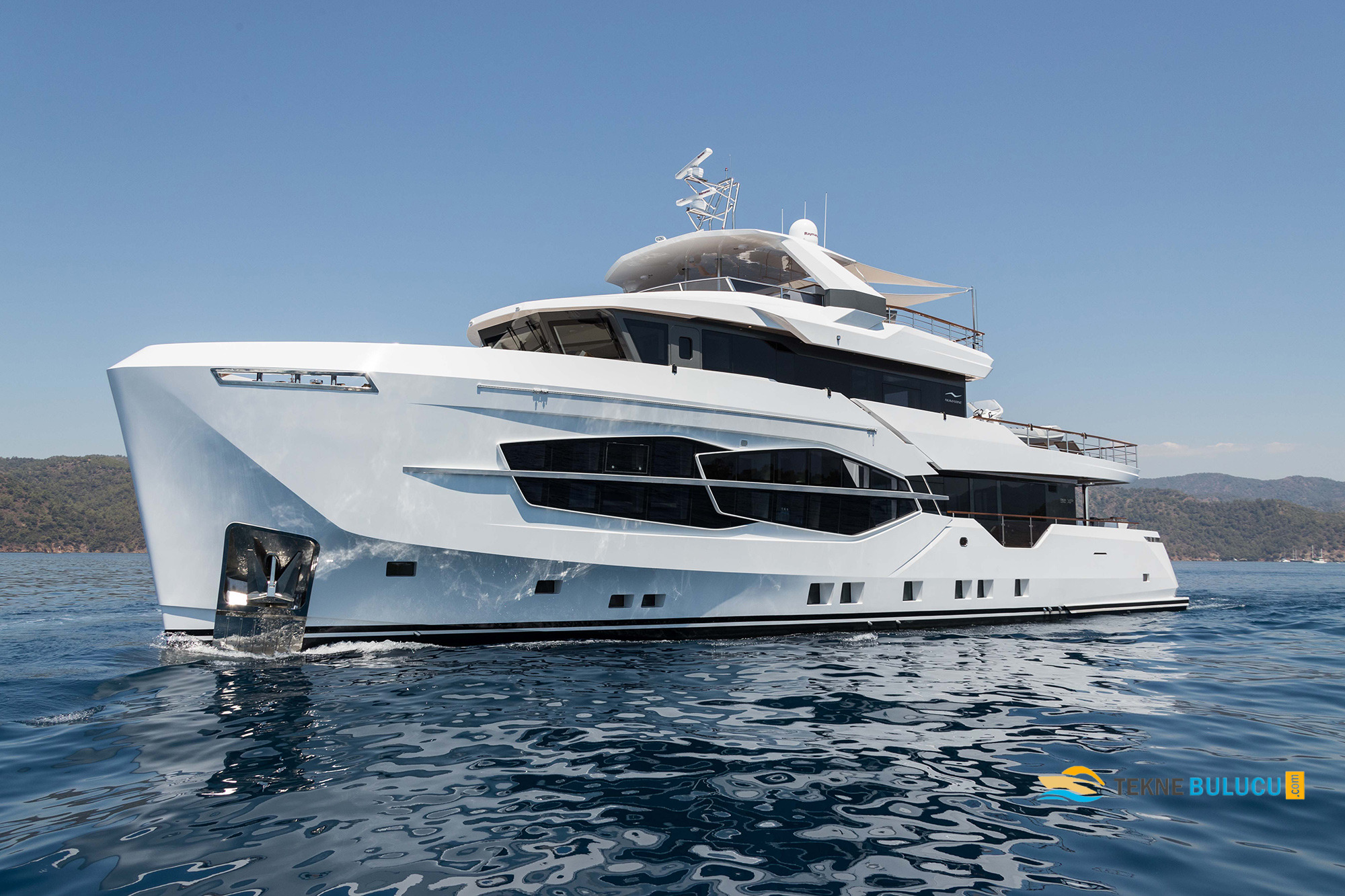 Numarine 32XP 2022 iç mekan 3