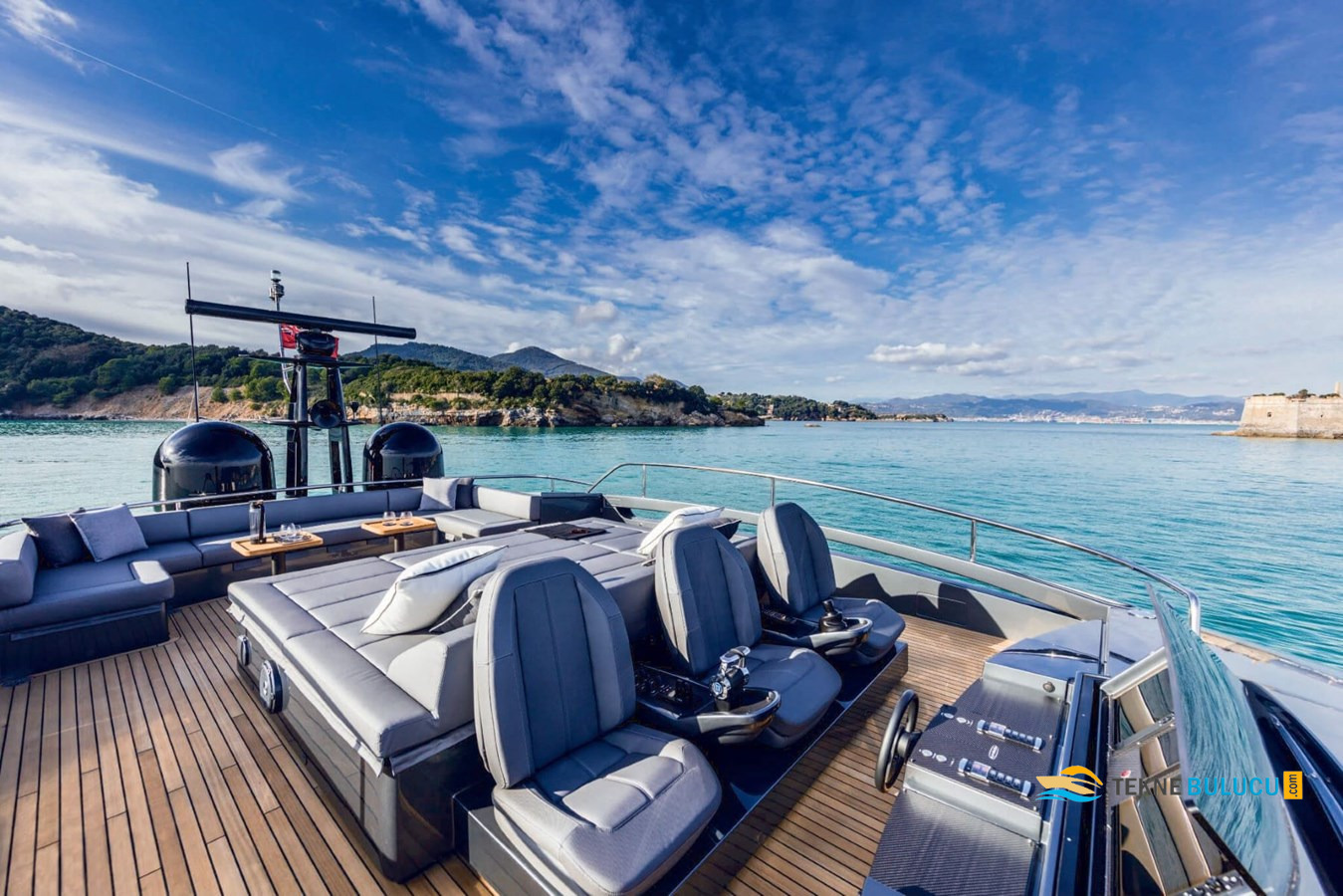 Pershing 92 2015 iç mekan 3
