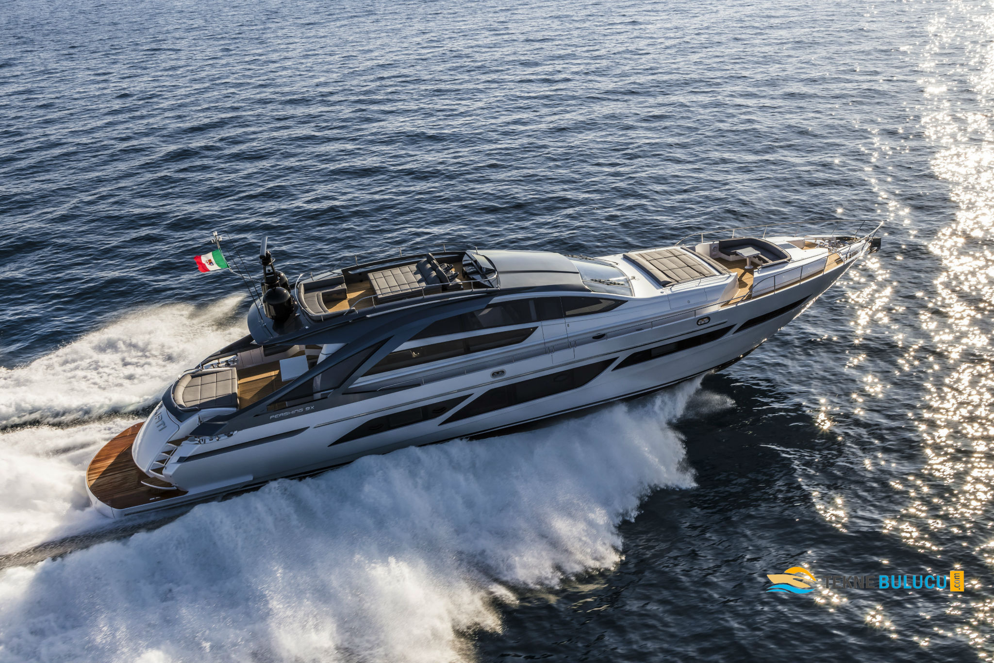 Pershing 9X 2024 iç mekan 3