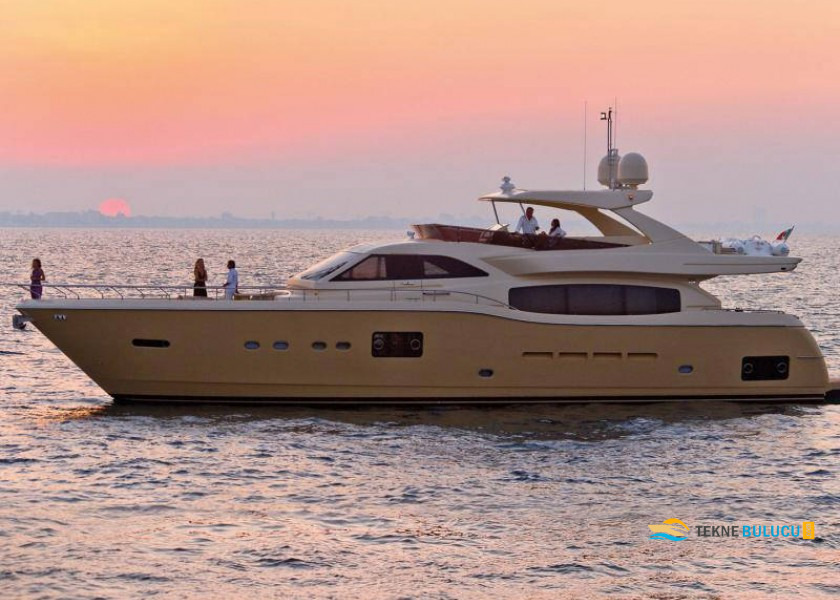 Ferretti Altura 46/49 1984 iç mekan 3