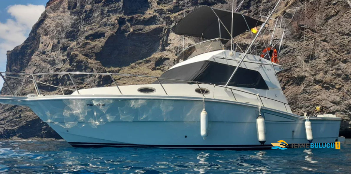 Ferretti 34 Fisherman 1990 iç mekan 3