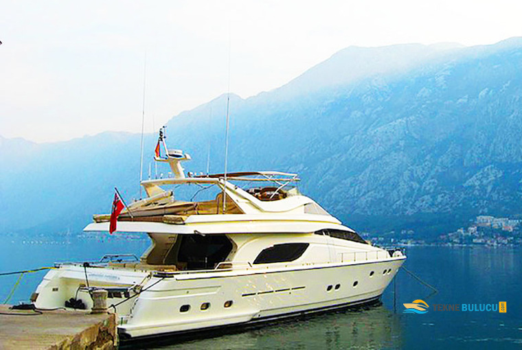 Ferretti 80 RPH 1998 iç mekan 3