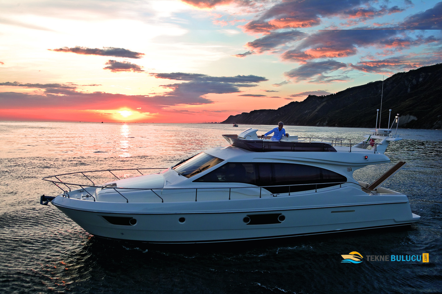 Ferretti 620 2000 iç mekan 3