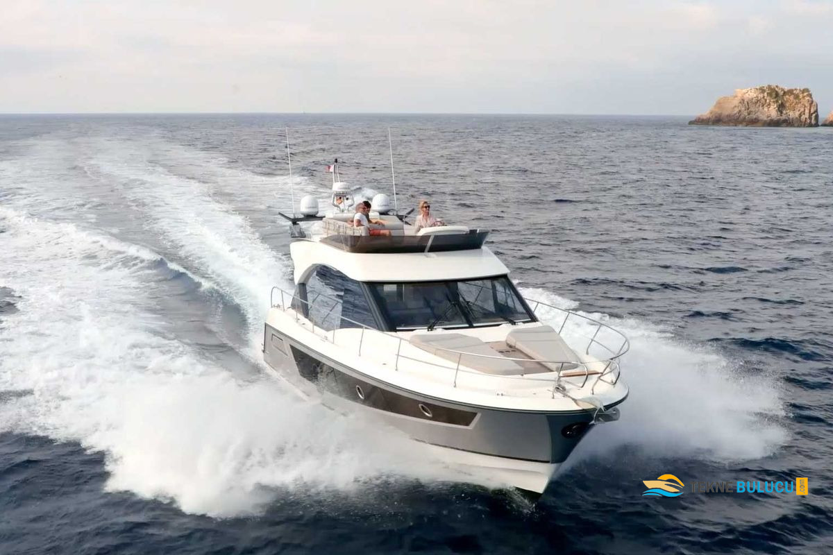 Beneteau Monte Carlo 52 2012 inceleme