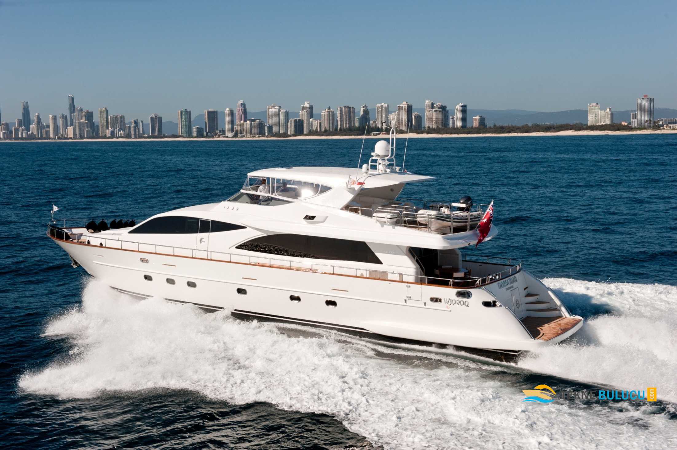 Falcon 90 2014 inceleme