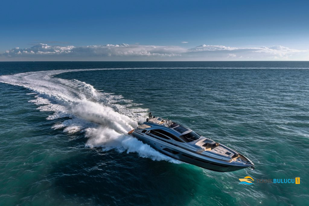 Pershing 8X 2022 inceleme