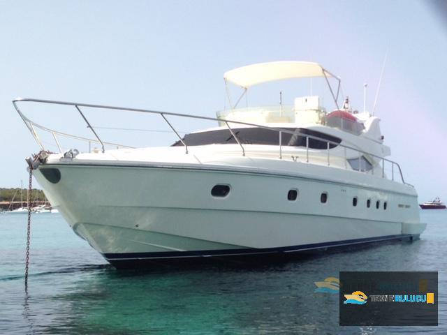 Ferretti 620 2012 iç mekan 3
