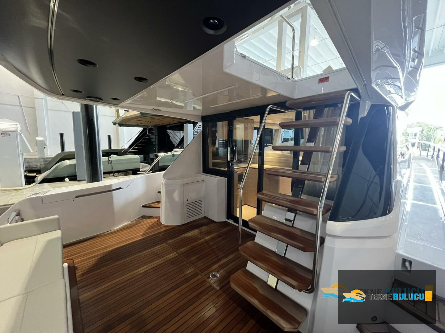 Ferretti 500 2013 iç mekan 1