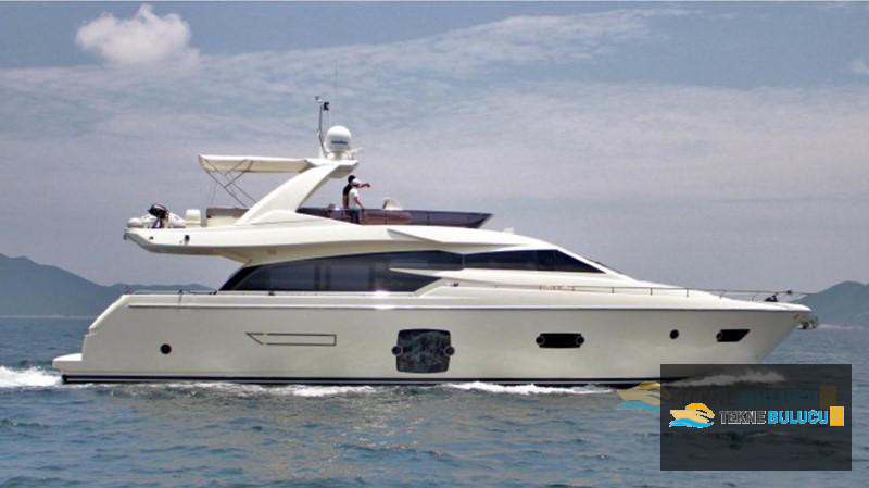 Ferretti 720 2013 iç mekan 2