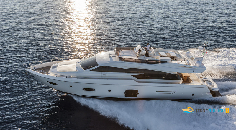 Ferretti 750 2016 iç mekan 2