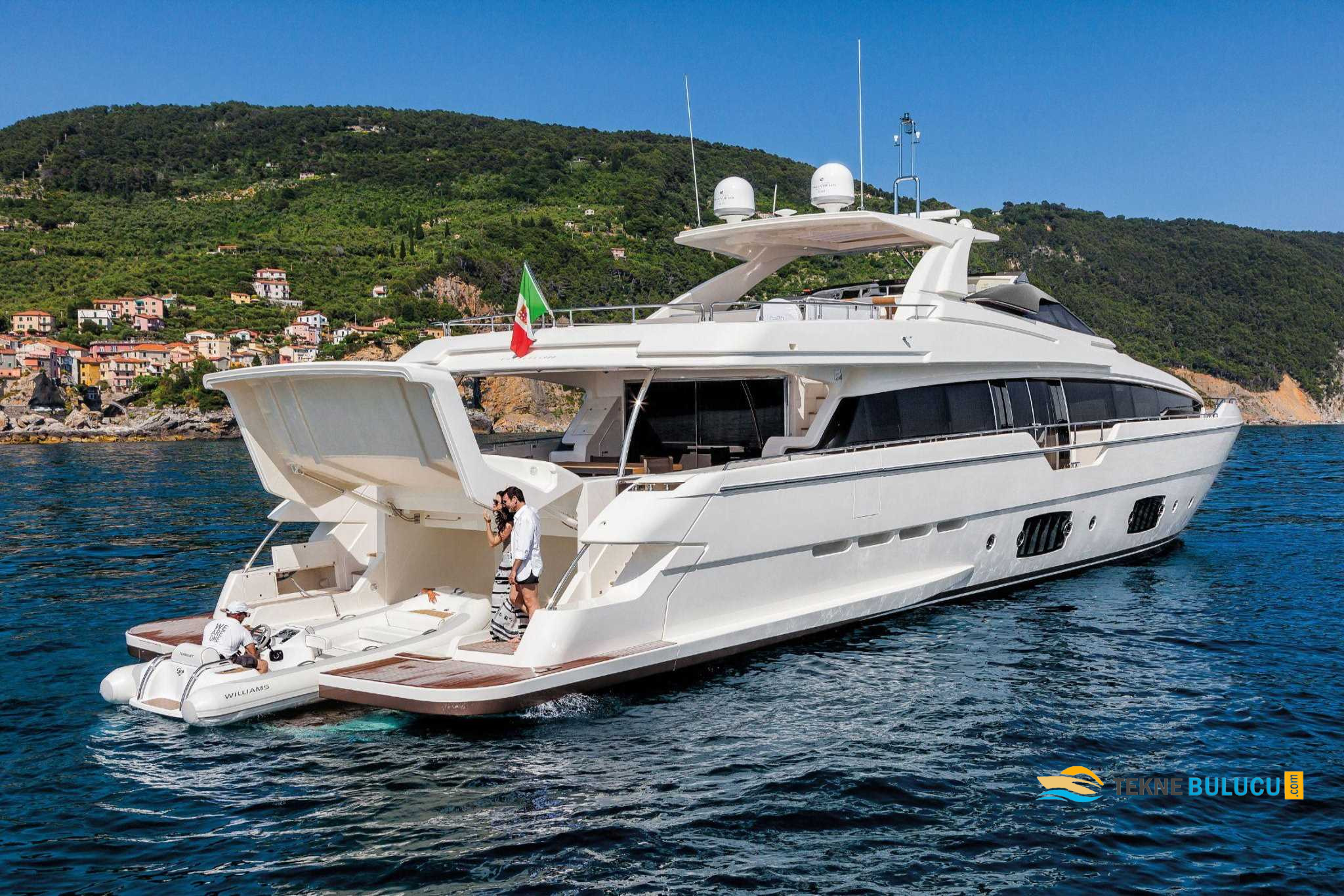 Ferretti 960 2013 iç mekan 1