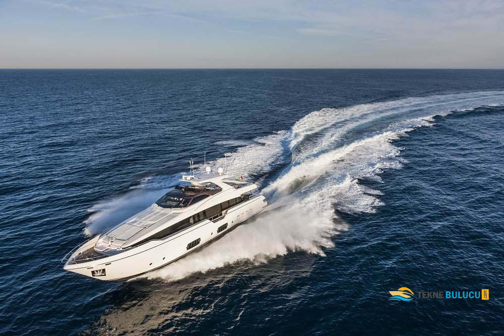 Ferretti 960 2017 iç mekan 3