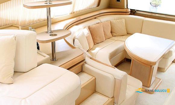 Ferretti 550 2021 iç mekan 1