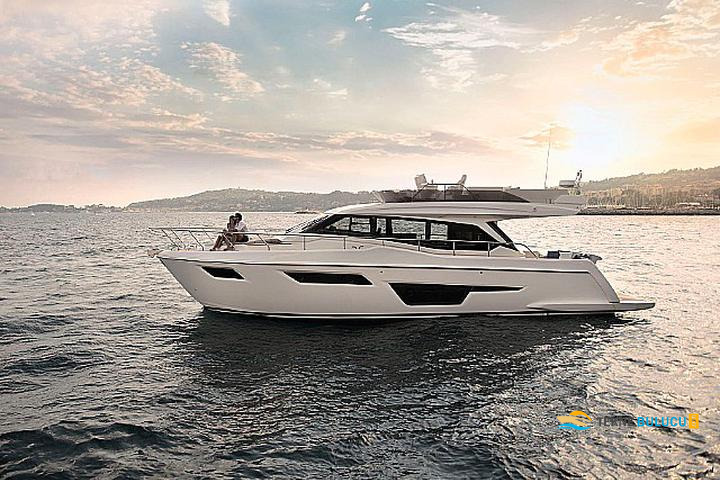 Ferretti 500 2023 iç mekan 3