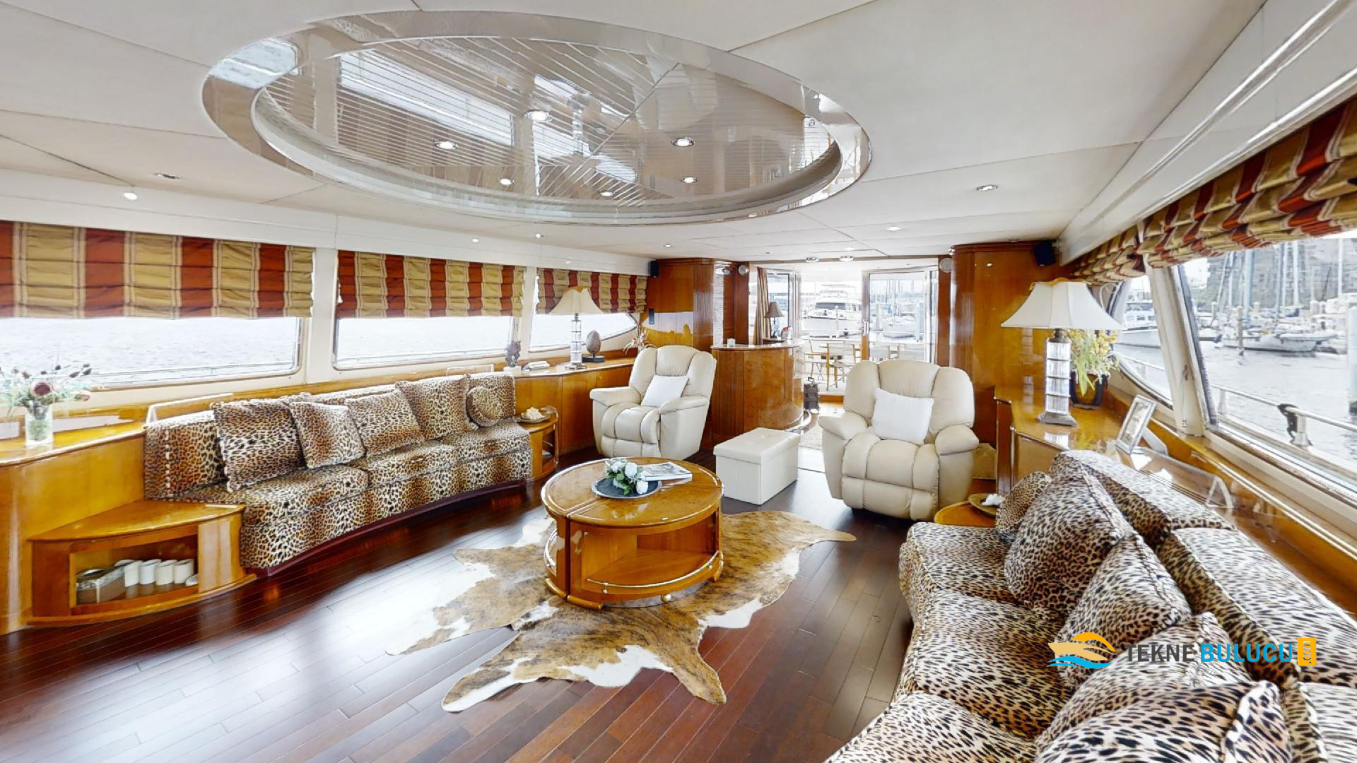 Azimut 100 Jumbo 1996 iç mekan 1