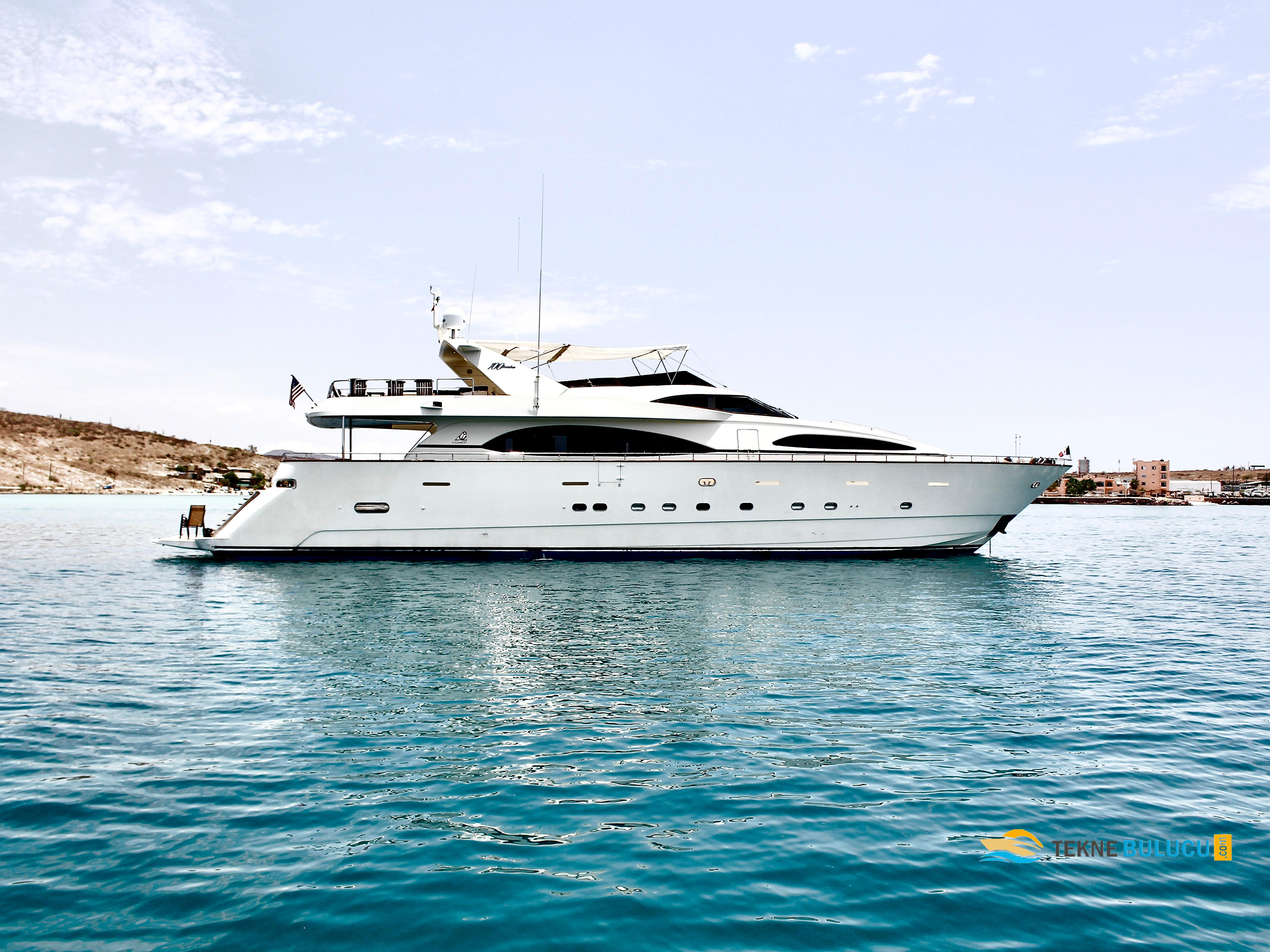 Azimut 100 Jumbo 1998 iç mekan 1