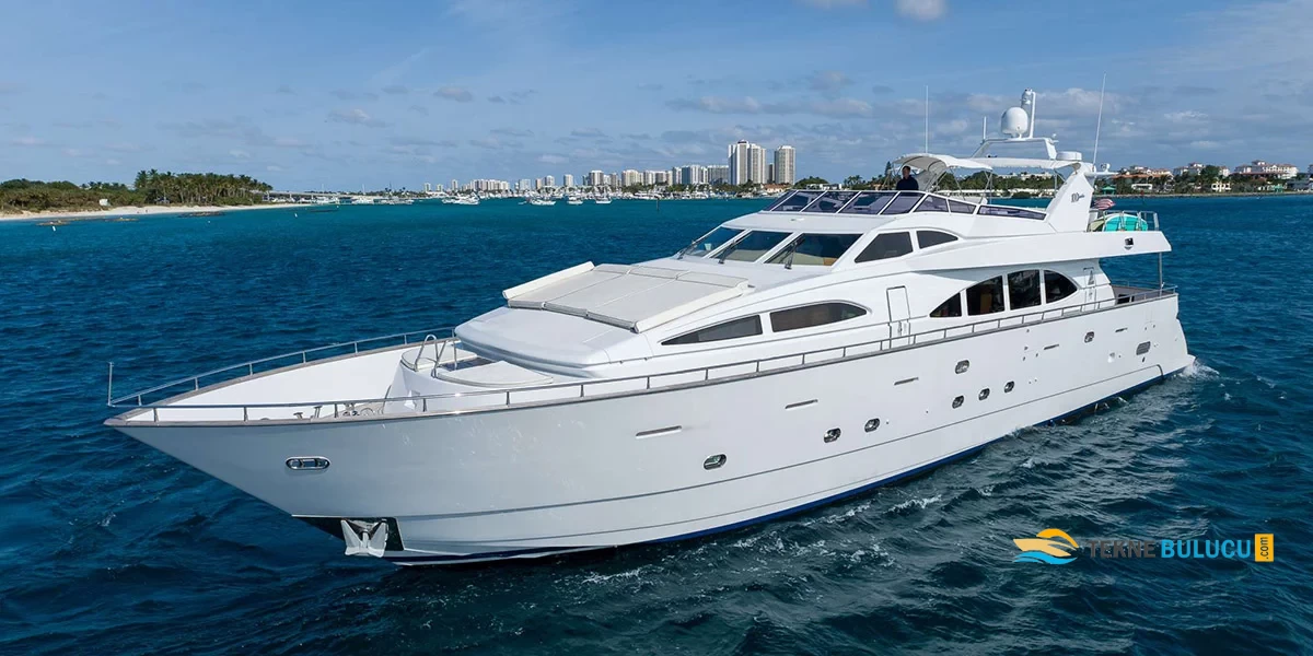 Azimut 100 Jumbo 2001 iç mekan 1