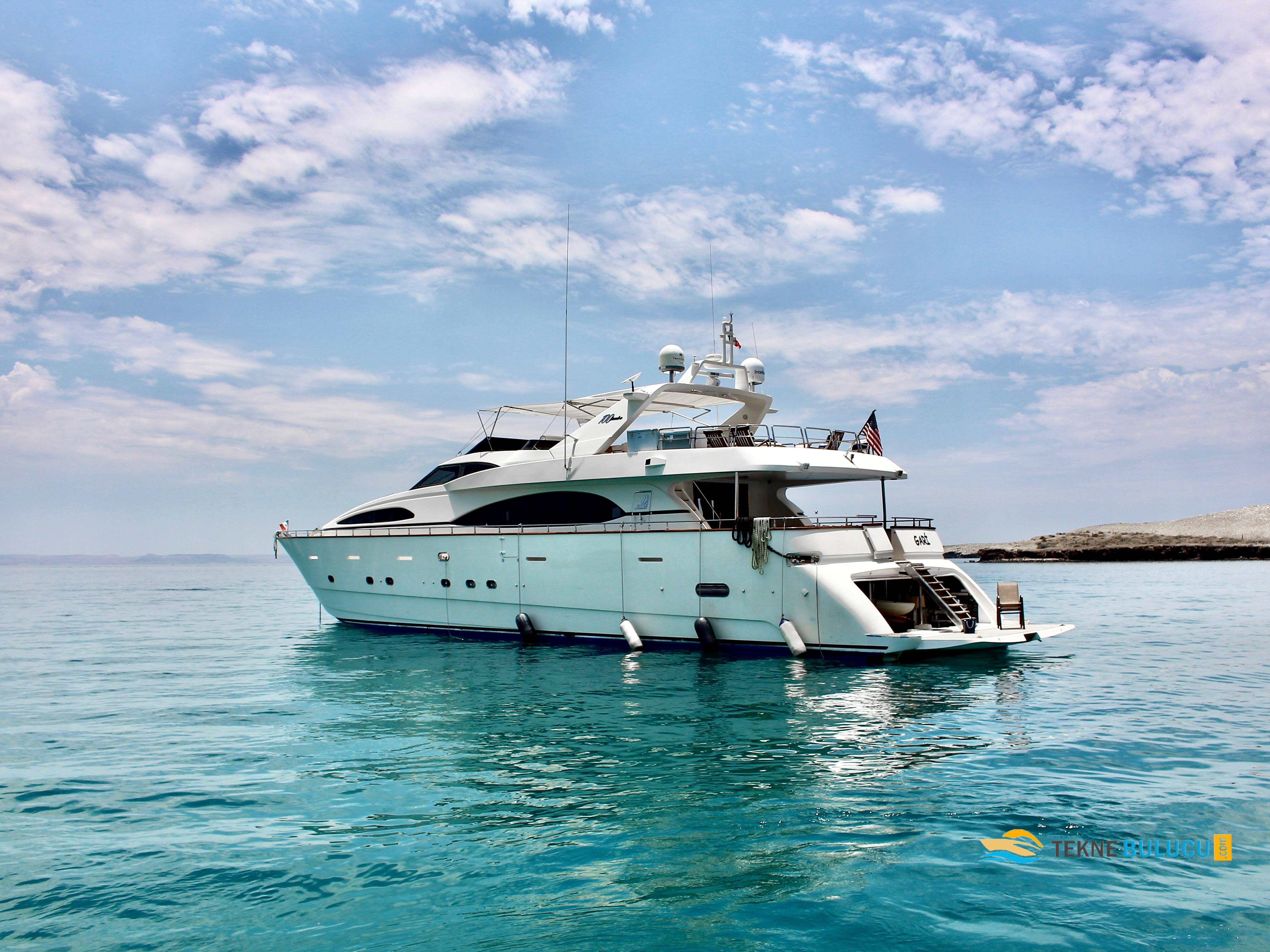 Azimut 100 Jumbo 2003 iç mekan 1