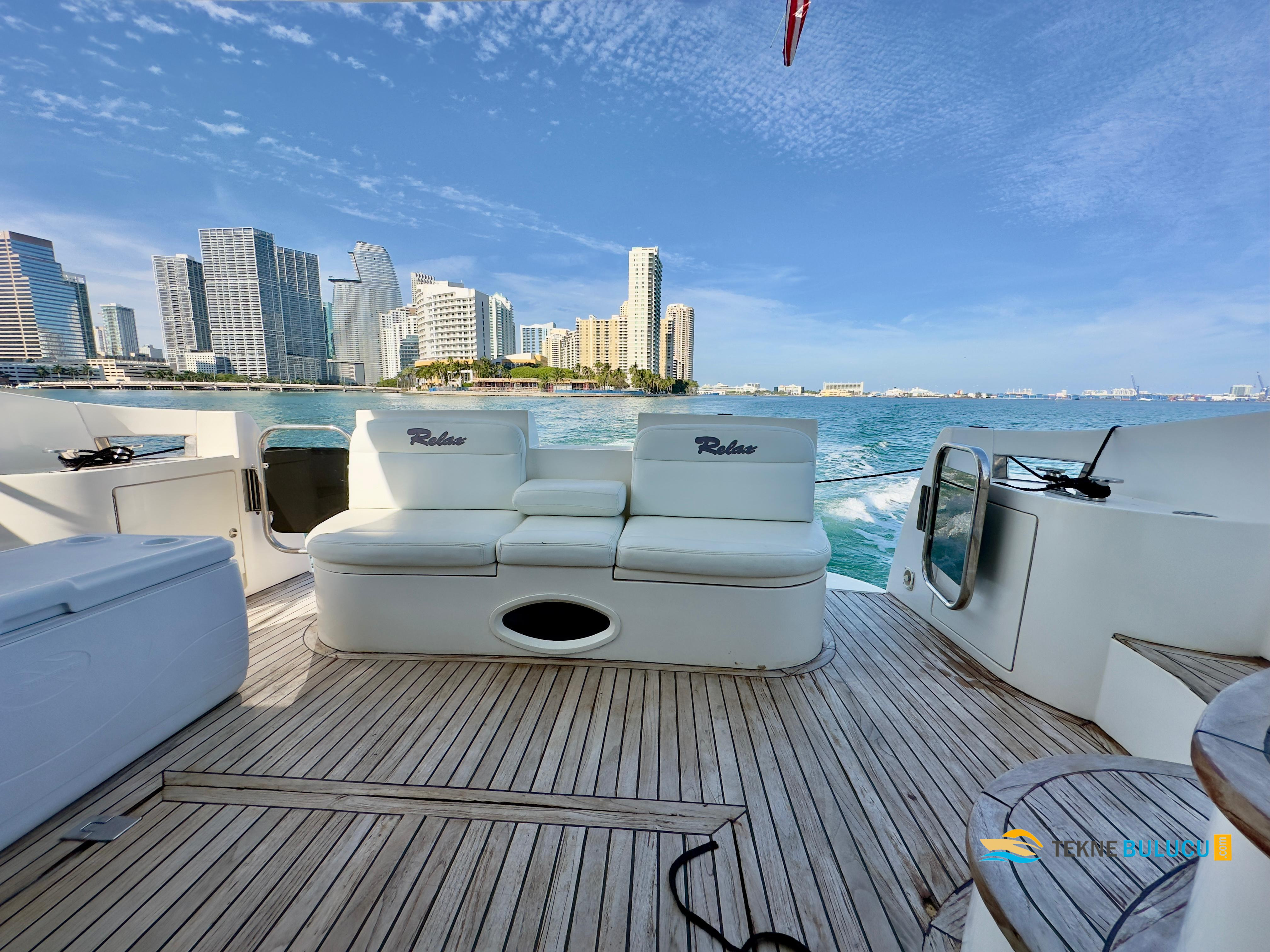 Azimut 46 Fly 2001 iç mekan 2