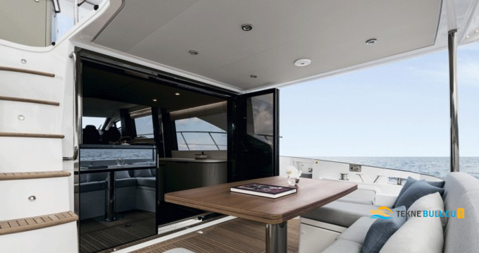 Azimut 55 Fly 2002 iç mekan 2