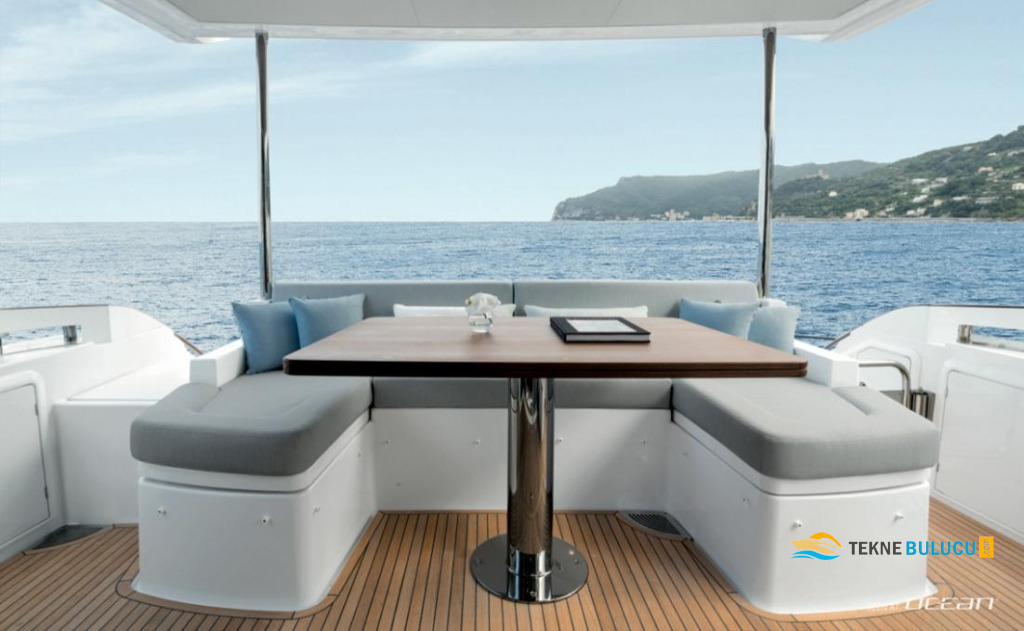 Azimut 55 Fly 2009 iç mekan 2