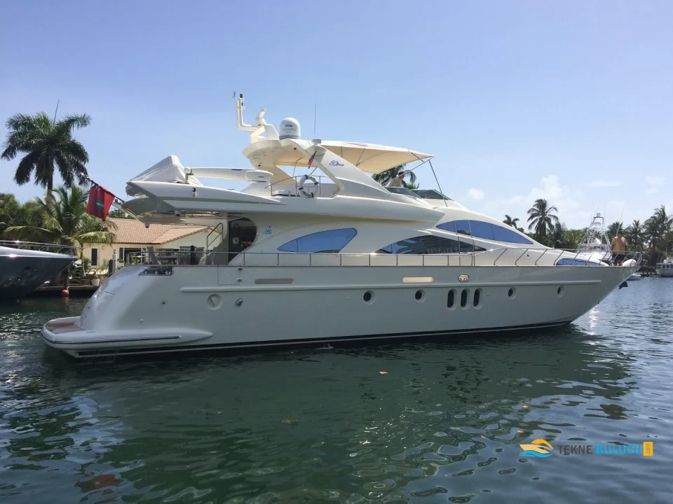 Azimut 80 Carat 2005 iç mekan 1