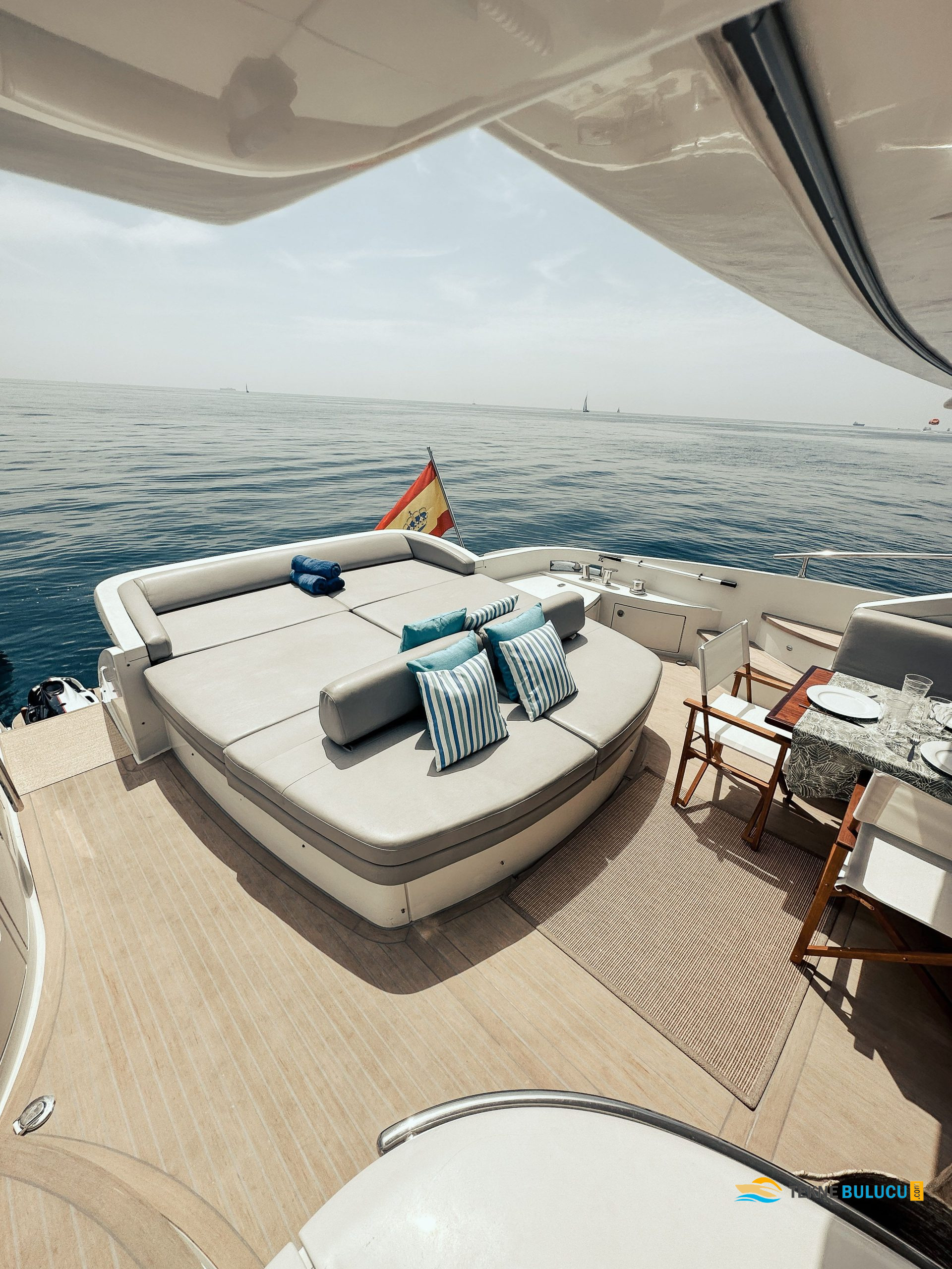 Azimut 68S 2007 iç mekan 1