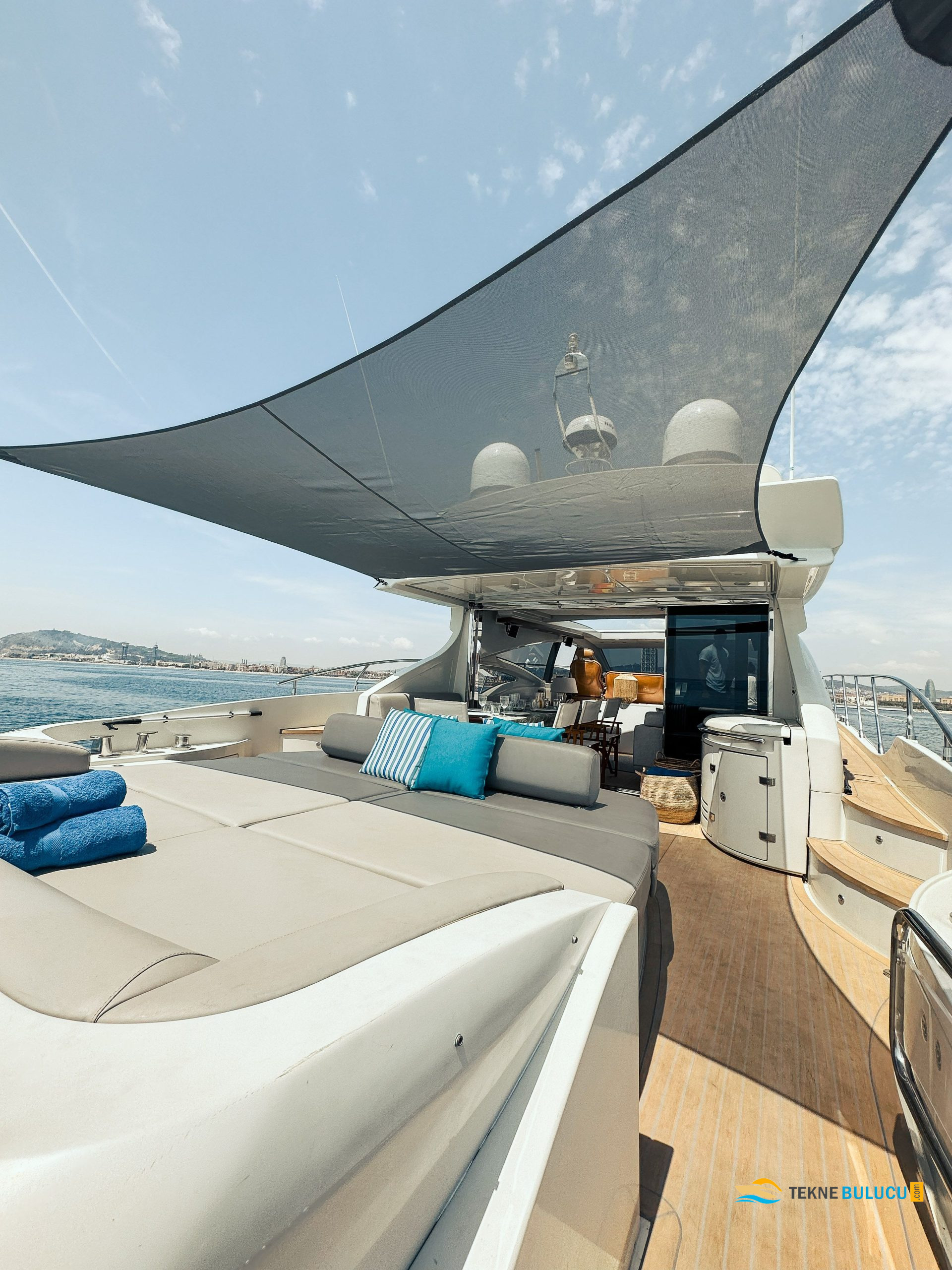 Azimut 68S 2007 iç mekan 2
