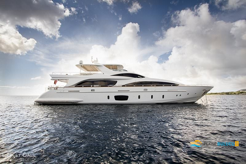 Azimut 105 Grande 2006 iç mekan 2